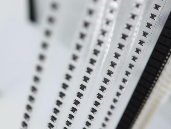 SMT貼片加工客戶自購元器件要注意什么 SMT貼片加工客戶自購元器件要注意什么